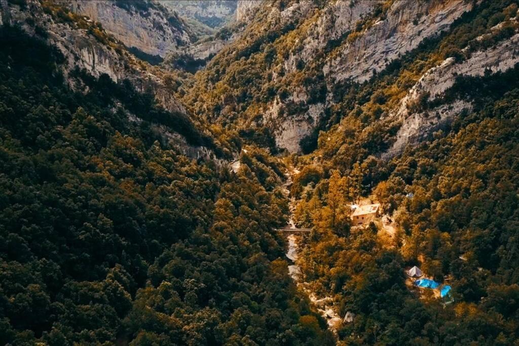 Appartamento Pont de Valenti Mountain Retreat Girona Esterno foto