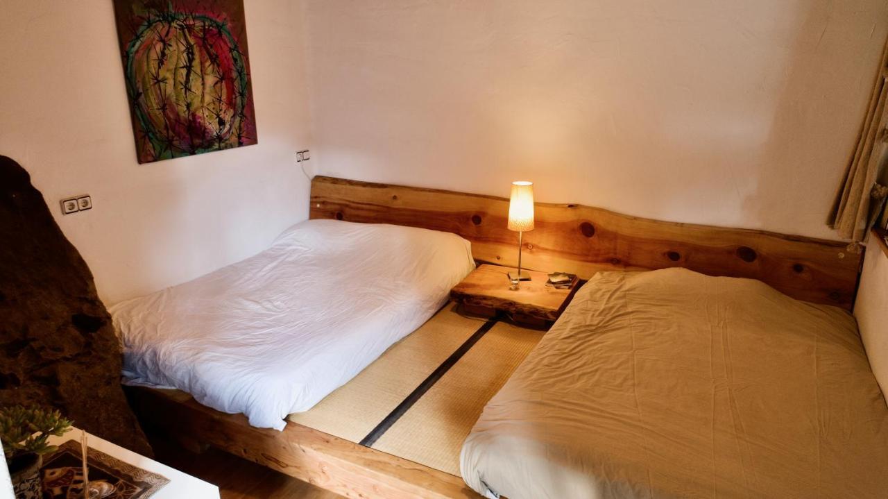 Appartamento Pont de Valenti Mountain Retreat Girona Esterno foto